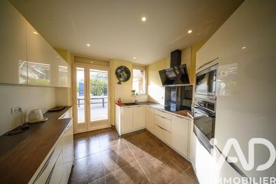 Maison - 108 m² - 5 pièces