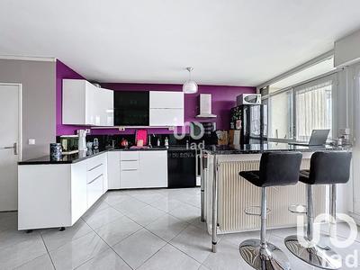 Appartement - 80 m² - 4 pièces