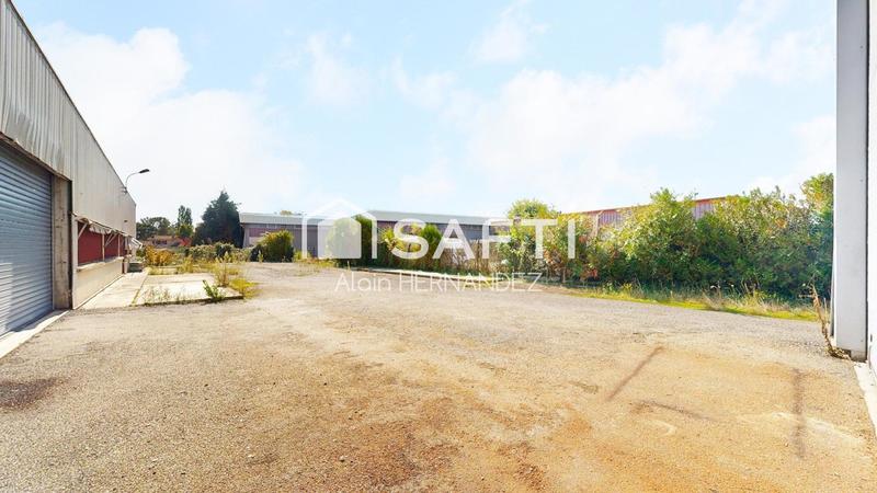 Local commercial - 1 120 m² - 2 pièces