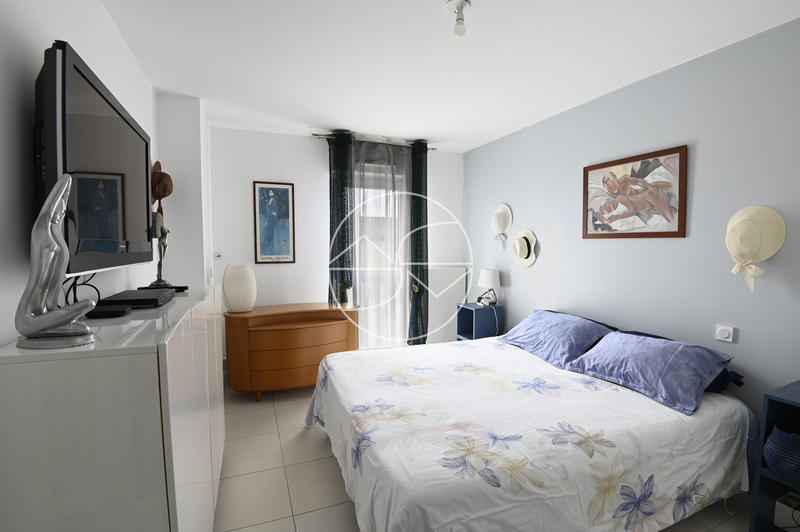 Appartement - 93 m² - 5 pièces