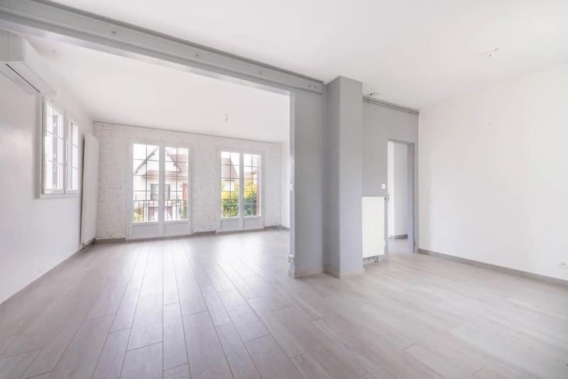 Maison - 122 m² - 5 pièces