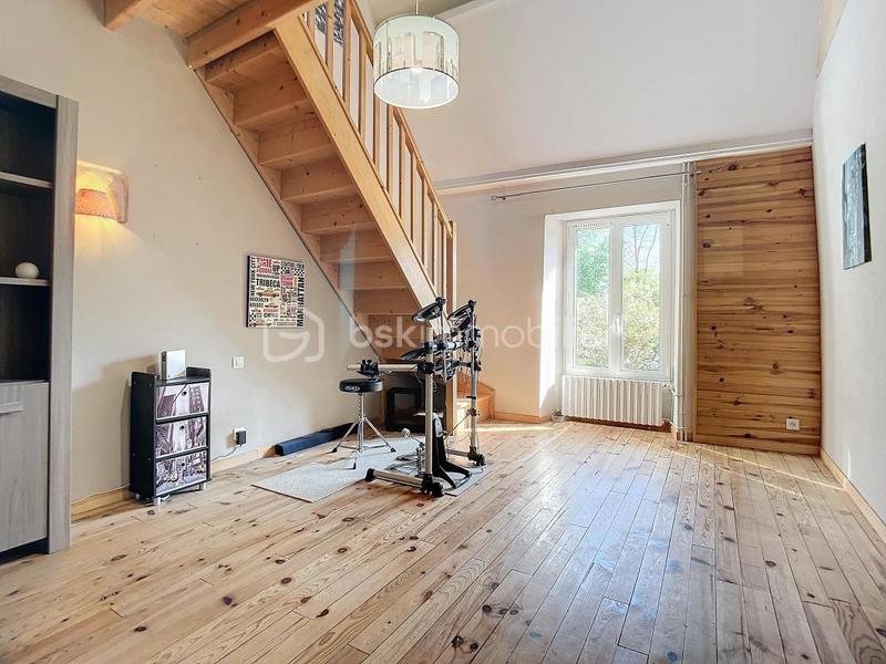 Longère - 252 m² - 7 pièces