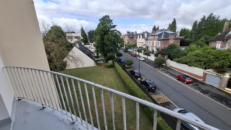 Appartement - 75 m² - 5 pièces