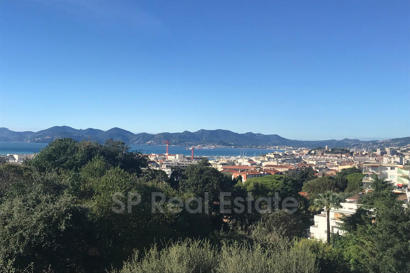 Appartement - 92 m² - 4 pièces