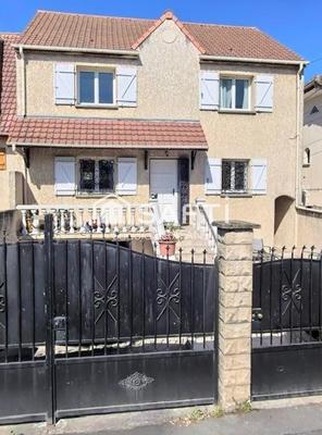 Maison - 111 m² - 6 pièces