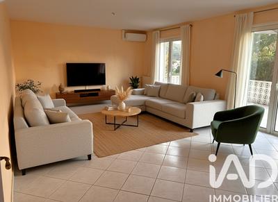Maison - 140 m² - 4 pièces