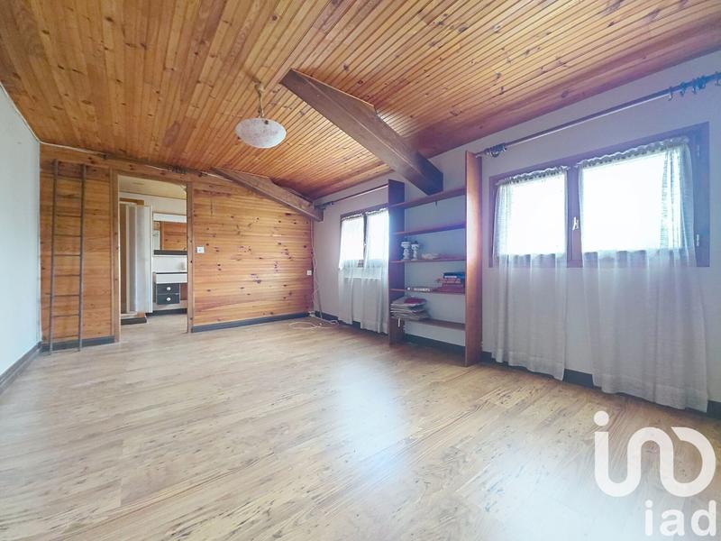 Maison - 223 m² - 8 pièces