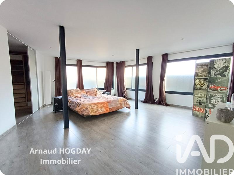 Maison de maîtres - 264 m² - 3 pièces