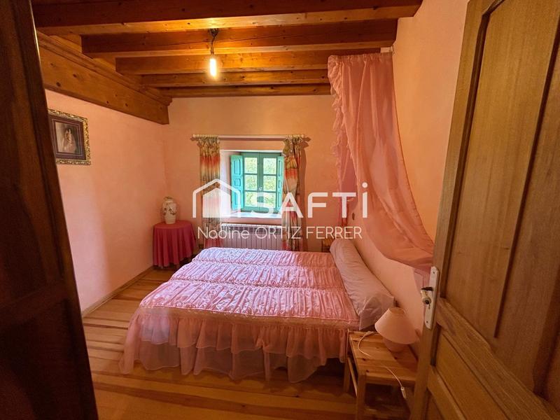 Maison - 700 m² - 25 pièces