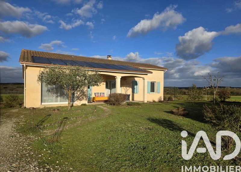 Maison - 250 m² - 17 pièces