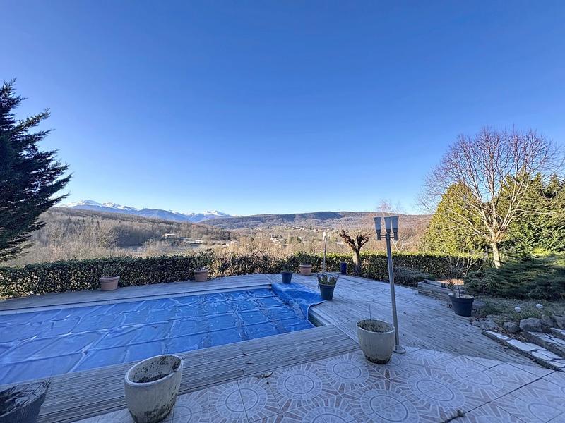 Maison - 110 m² - 4 pièces