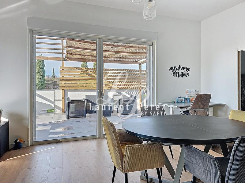 Appartement - 122 m² - 4 pièces