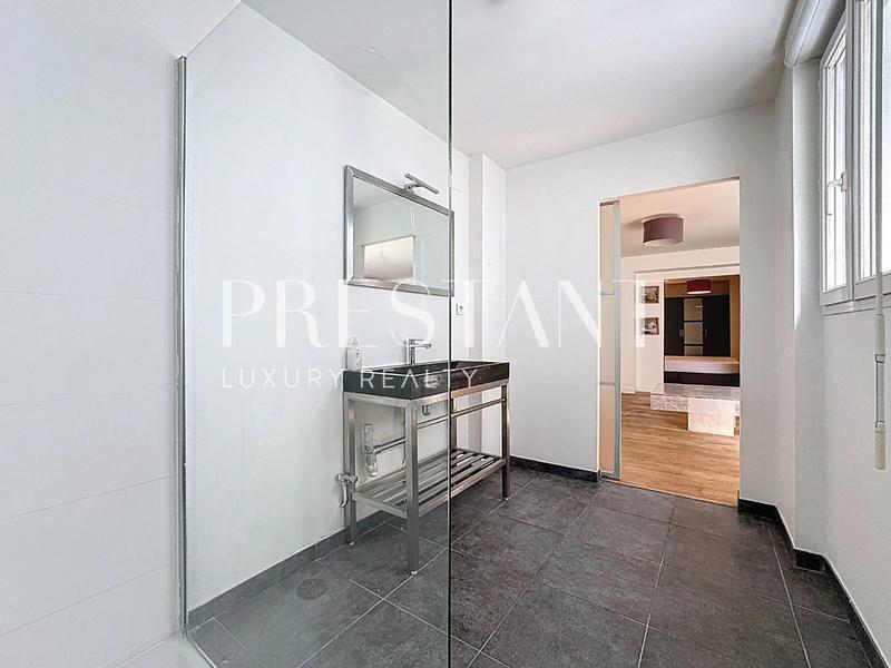 Appartement - 60 m² - 2 pièces