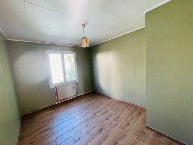 Maison - 87 m² - 5 pièces