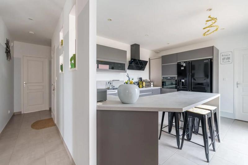 Maison - 146 m² - 5 pièces