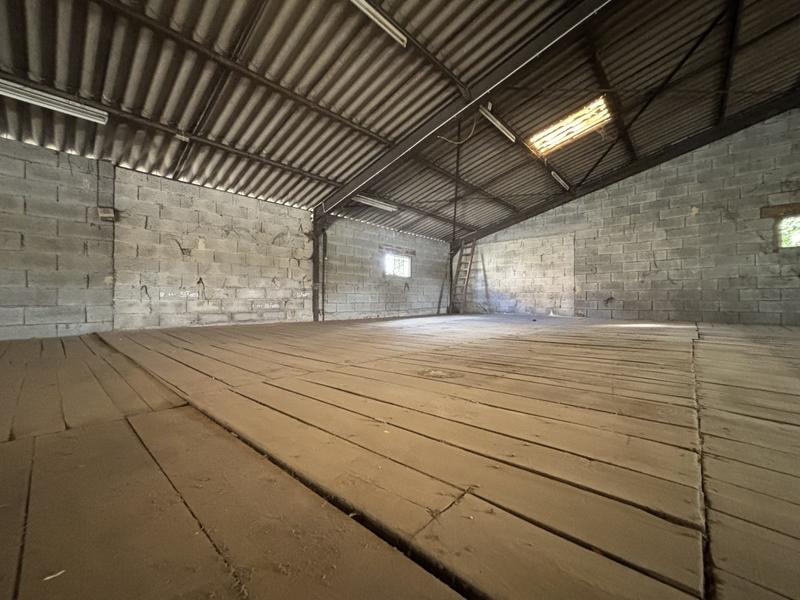 Local commercial - 680 m²