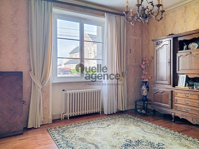 Maison - 108 m² - 7 pièces