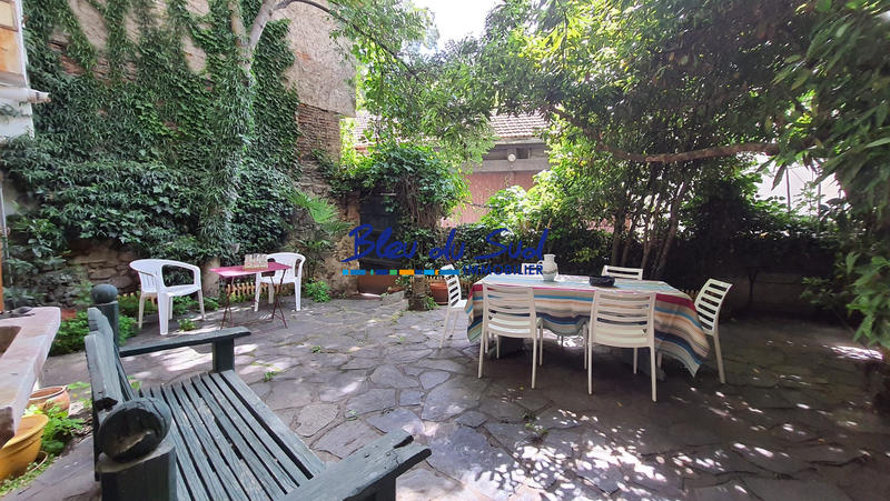 Maison - 196 m² - 10 pièces