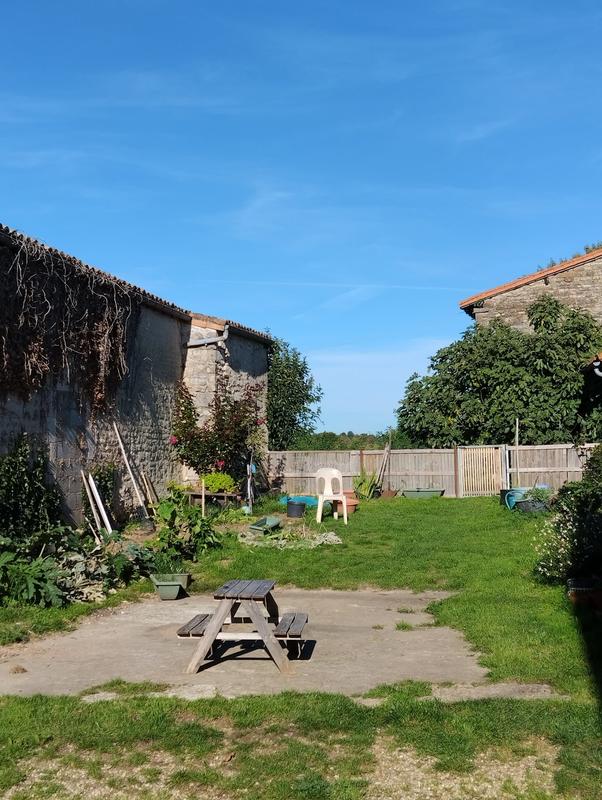 Maison ancienne - 250 m² - 2 pièces