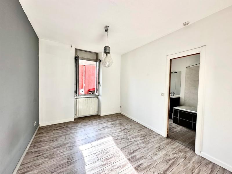 Appartement - 96 m² - 4 pièces