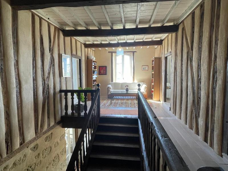 Maison - 508 m² - 9 pièces