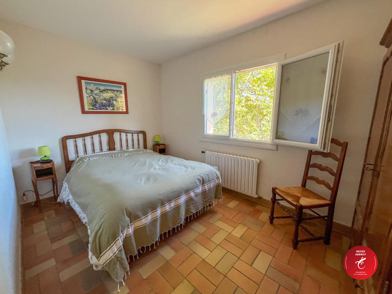 Villa - 96 m² - 5 pièces