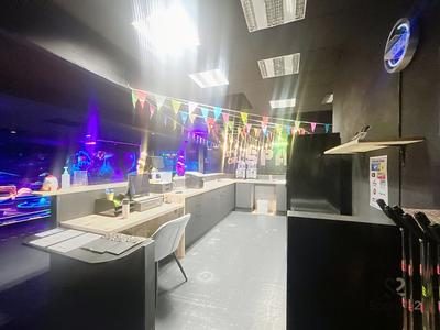 Local commercial - 375 m²