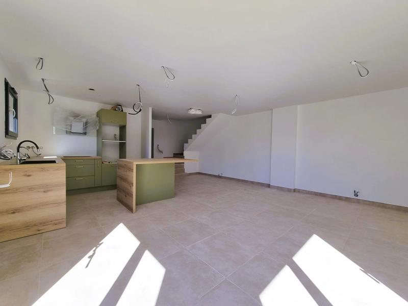 Villa - 97 m² - 5 pièces