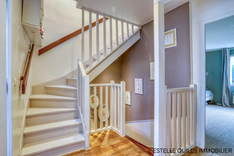 Maison - 169 m² - 5 pièces