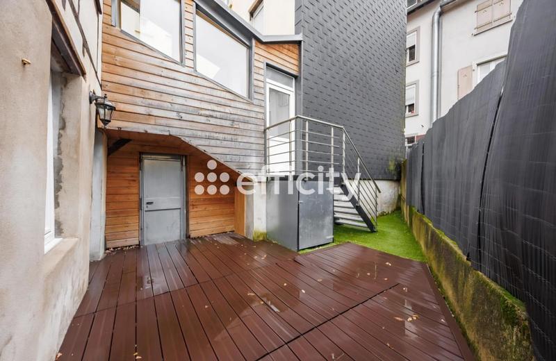 Appartement - 95 m² - 5 pièces