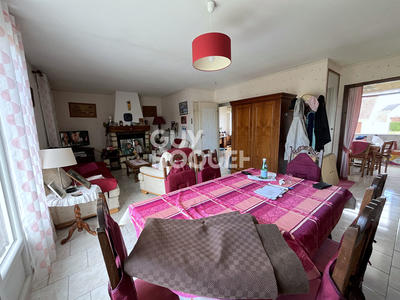 Maison - 95 m² - 5 pièces