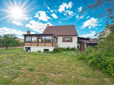 Maison - 122 m² - 6 pièces