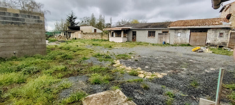 Maison de village - 151 m² - 6 pièces