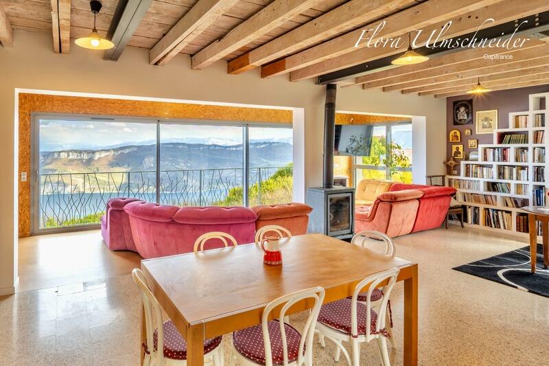 Maison - 271 m² - 9 pièces