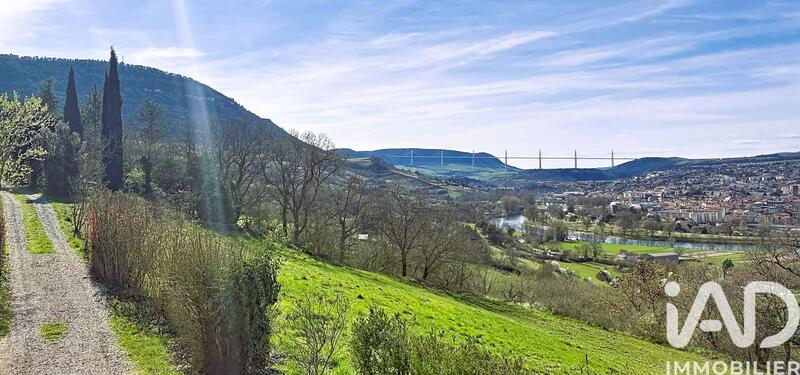 Maison - 121 m² - 4 pièces