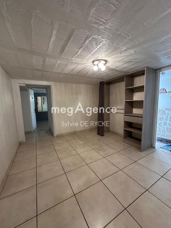 Maison - 162 m² - 8 pièces