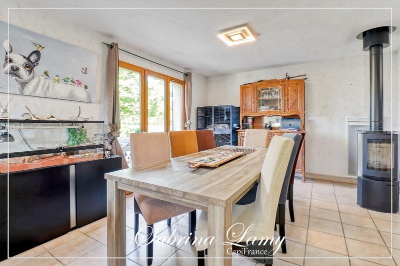 Maison - 93 m² - 4 pièces