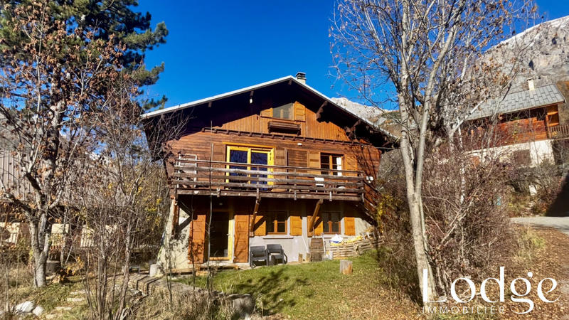 Maison - 110 m² - 7 pièces