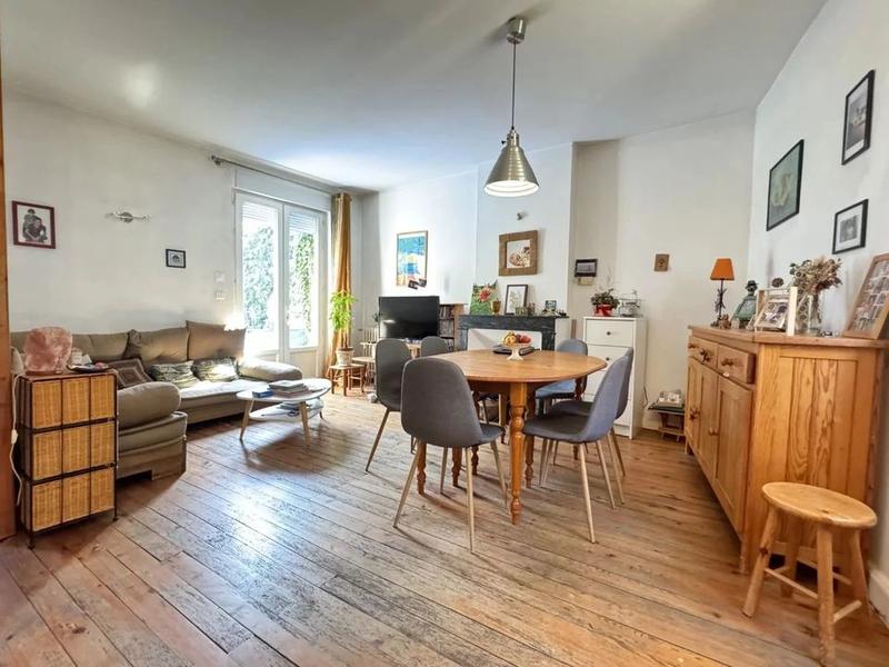 Maison de ville - 114 m² - 6 pièces