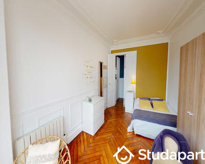 Chambre - 90 m² - 1 pièce