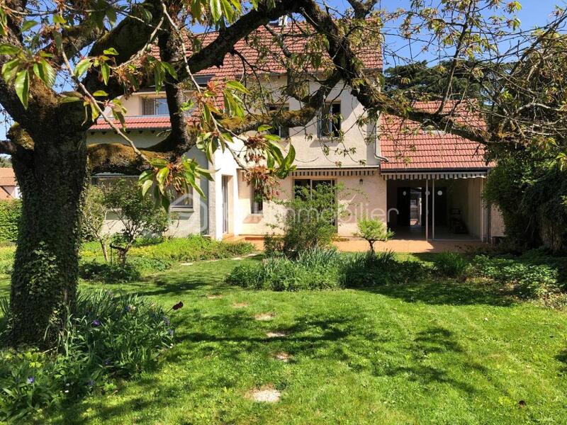 Maison - 138 m² - 5 pièces