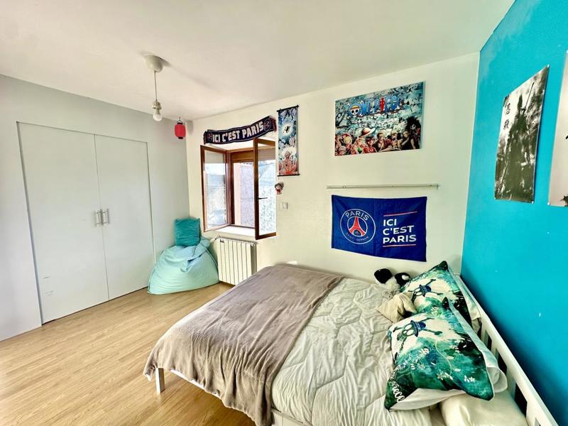 Maison - 140 m² - 5 pièces