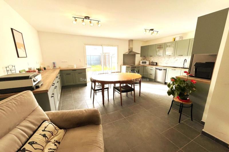 Maison - 75 m² - 4 pièces