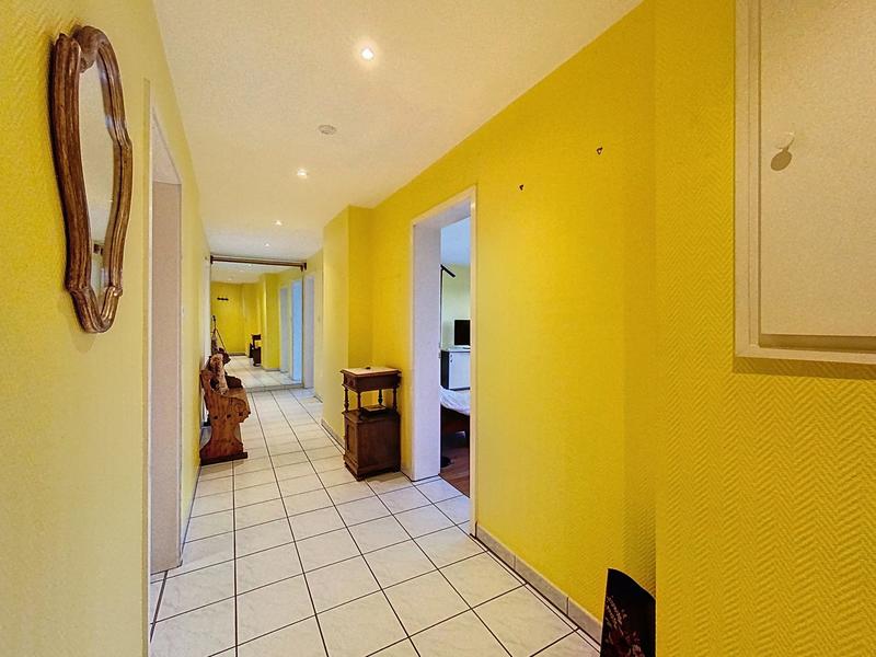 Appartement - 77 m² - 2 pièces