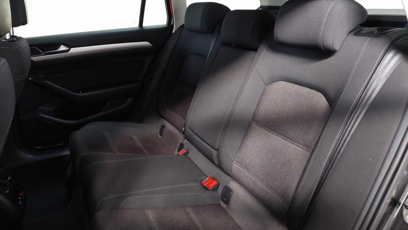 Volkswagen Passat Sw 2.0 Tdi 150 Confortline Bmt