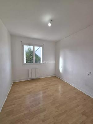 Maison - 167 m² - 9 pièces