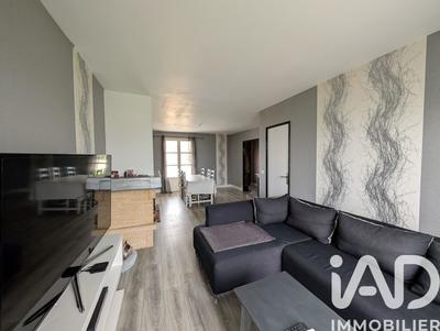Maison - 83 m² - 4 pièces