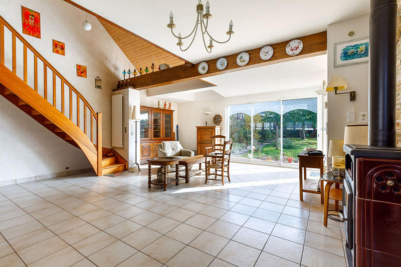 Maison - 158 m² - 6 pièces