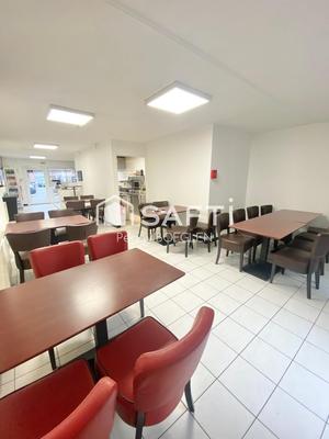 Local commercial - 70 m² - 4 pièces