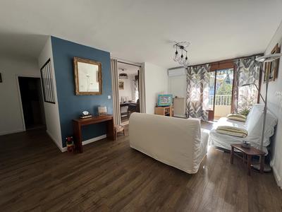 Appartement - 95 m² - 4 pièces